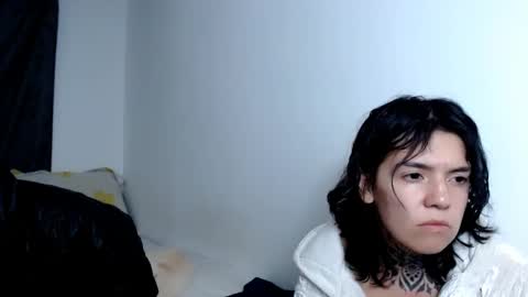 Snapshot of noah_martini chatting on 02/19/25, 11:14 noah hehim online show from 02/19/25, 11:14