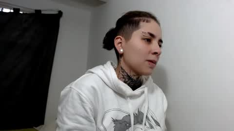 Snapshot of noah_martini chatting on 03/04/25, 09:32 noah hehim online show from 03/04/25, 09:32