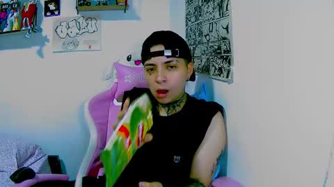 Snapshot of noah_martini chatting on 03/04/26, 04:51 noah hehim online show from 03/04/26, 04:51