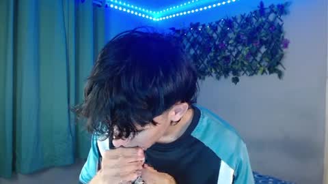 Snapshot of noah_millerx_ chatting on 04/11/26, 05:01 noah online show from 04/11/26, 05:01