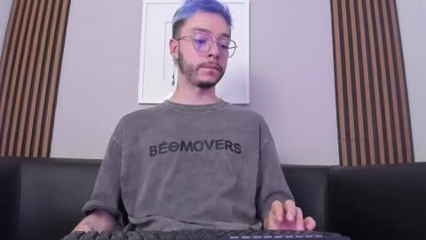    online show from 01/22/25, 12:27