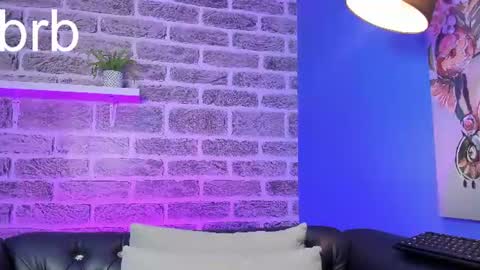    online show from 06/12/26, 12:04