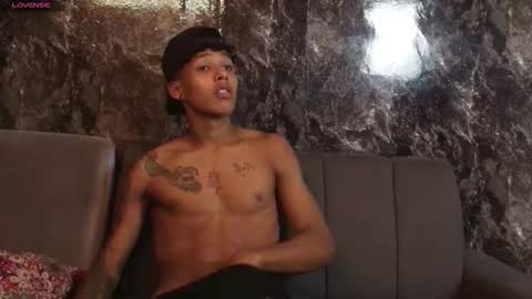 Snapshot of noah_smith77 chatting on 03/15/26, 03:12 NOAH SMITH online show from 03/15/26, 03:12