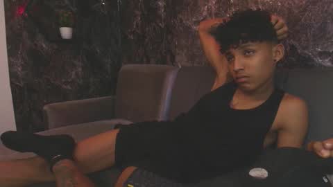 Snapshot of noah_smith77 chatting on 03/16/26, 04:07 NOAH SMITH online show from 03/16/26, 04:07