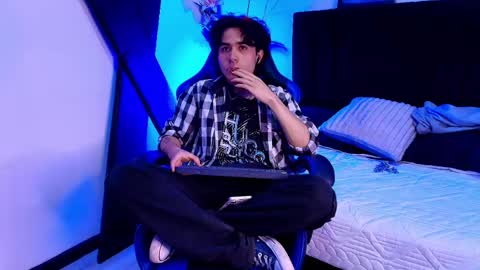 noah_starks online show from 05/03/26, 04:07