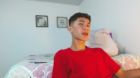 noah tyler  online show from 12/03/24, 10:07