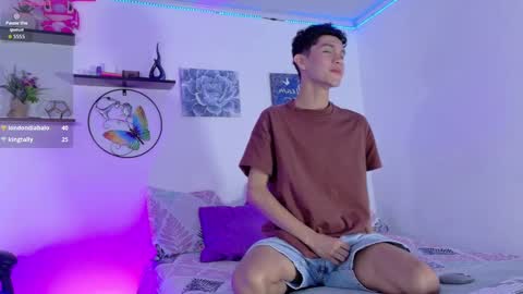 noah tyler  online show from 10/03/25, 10:51