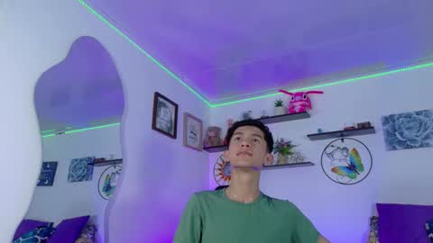 noah tyler  online show from 10/20/25, 06:30