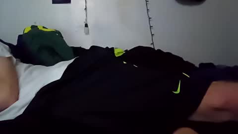 Snapshot of noah_wesley chatting on 12/18/24, 01:23 Noah Wesley online show from 12/18/24, 01:23