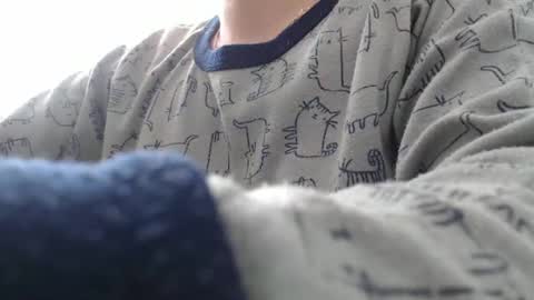 Snapshot of noah_white3 chatting on 01/03/25, 04:16 noah_white3 online show from 01/03/25, 04:16