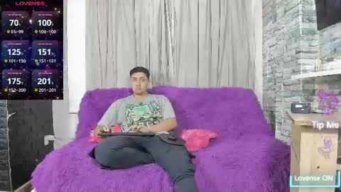 Noahandbunny online show from 06/18/26, 11:14