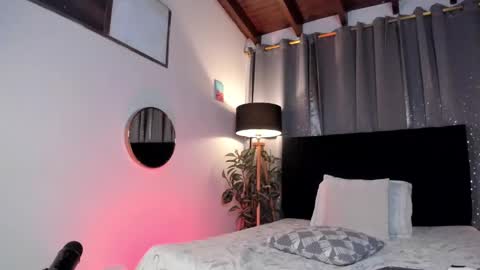 .  . online show from 01/26/25, 10:46