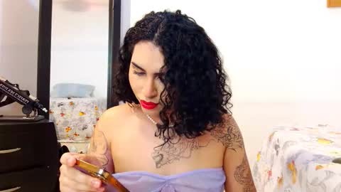 noahmonroe_11 online show from 11/11/25, 08:20