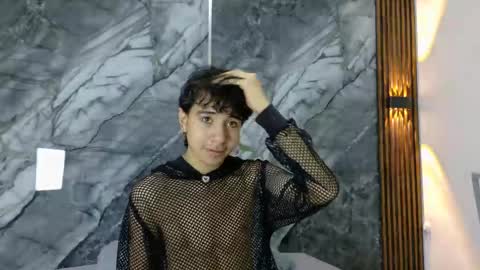 Snapshot of noahwalker__ chatting on 04/27/26, 11:08 online show from 04/27/26, 11:08