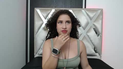 Noamalak bes  online show from 11/12/25, 06:30