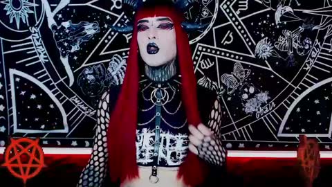 caroline online show from 12/10/24, 05:17