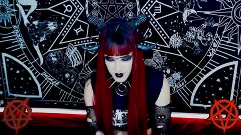 caroline online show from 01/25/25, 07:06