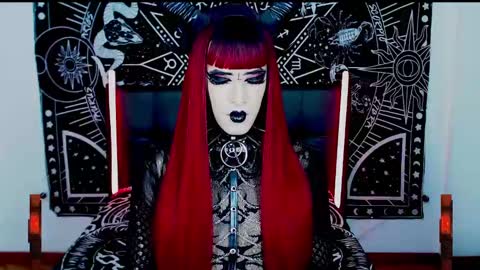 caroline online show from 02/08/25, 02:47