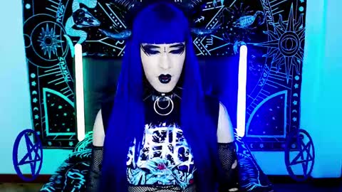 caroline online show from 02/16/25, 02:20