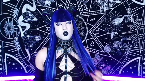 Snapshot of noamy_666 chatting on 04/05/26, 07:33 caroline online show from 04/05/26, 07:33