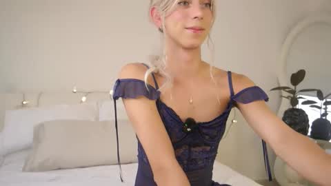 Samantha online show from 04/13/26, 08:58