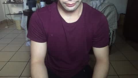 Snapshot of nobudget06 chatting on 12/01/24, 11:04 nobudget06 online show from 12/01/24, 11:04