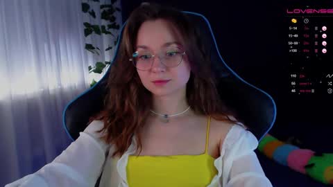 Snapshot of nochnoye_soltse chatting on 12/06/24, 08:29 Sun or Luna online show from 12/06/24, 08:29