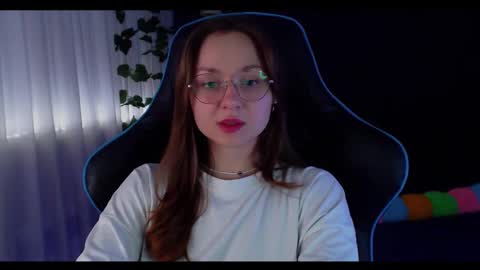 Snapshot of nochnoye_soltse chatting on 03/04/25, 09:11 Sun or Luna online show from 03/04/25, 09:11