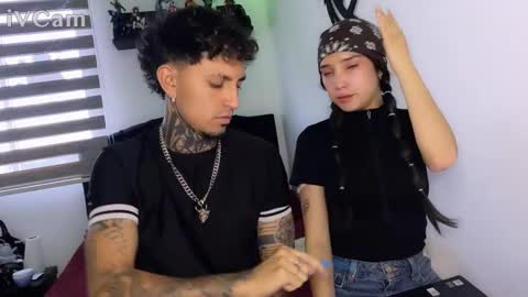 Jean Y Isa online show from 11/22/25, 10:31