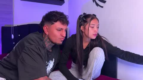 Snapshot of nocturnallovers_ss chatting on 02/24/26, 03:48 Jean Y Isa online show from 02/24/26, 03:48