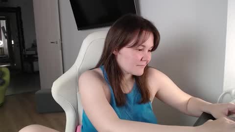 nodarell online show from 12/02/25, 02:23