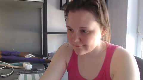 Snapshot of nodarell chatting on 05/14/26, 02:13 nodarell online show from 05/14/26, 02:13