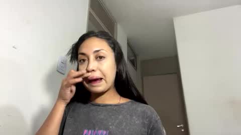 Snapshot of noeink chatting on 03/14/26, 05:35 noeink online show from 03/14/26, 05:35