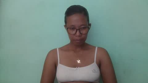 noellah online show from 03/04/25, 12:55