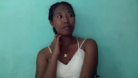 noellah online show from 03/10/25, 08:01