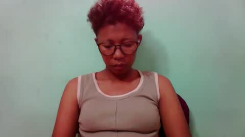 noellah online show from 09/22/25, 10:39