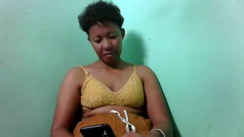 noellah online show from 09/30/25, 08:36