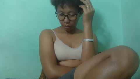 noellah online show from 12/04/25, 07:39