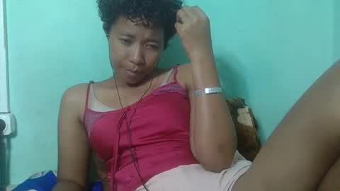 noellah online show from 12/13/25, 07:53