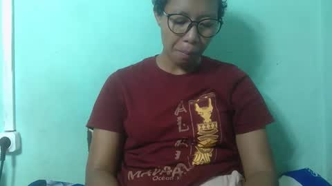 noellah online show from 12/17/25, 04:18