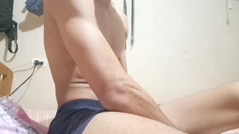 Snapshot of nofacebaby_ chatting on 10/23/25, 04:56 nofacebaby_ online show from 10/23/25, 04:56