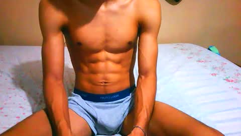 Snapshot of nofacebaby_ chatting on 11/12/25, 03:01 nofacebaby_ online show from 11/12/25, 03:01