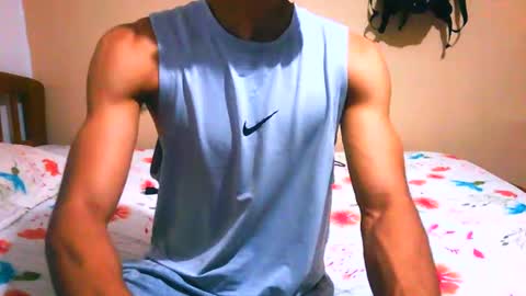 Snapshot of nofacebaby_ chatting on 11/18/25, 06:01 nofacebaby_ online show from 11/18/25, 06:01