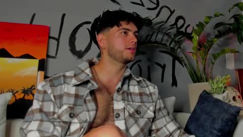 Snapshot of noha_miler chatting on 03/04/25, 10:38 kevin online show from 03/04/25, 10:38