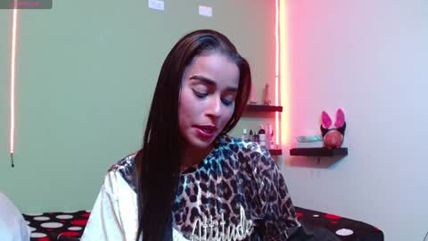 Noha Thomson online show from 02/02/25, 09:13