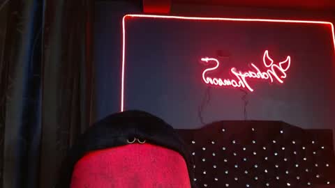 Noha Thomson online show from 05/05/26, 11:35