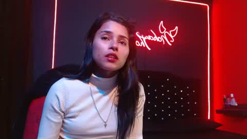 Noha Thomson online show from 06/18/26, 09:30