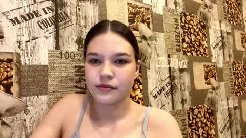 Snapshot of nohemibaerman chatting on 03/10/26, 02:22 Abri online show from 03/10/26, 02:22