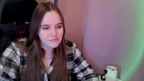 Snapshot of noir_ember_ chatting on 12/21/25, 12:34 noir_ember_ online show from 12/21/25, 12:34