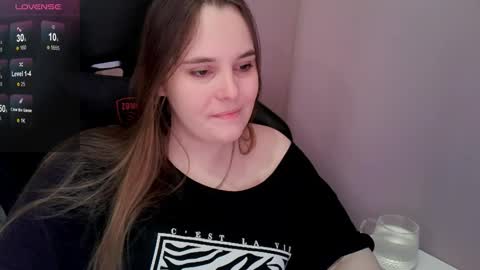 Snapshot of noir_ember_ chatting on 03/21/26, 04:21 noir_ember_ online show from 03/21/26, 04:21